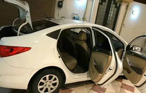 Hyundai Accent 2010