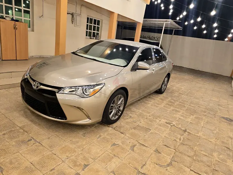 Toyota Camry 2016