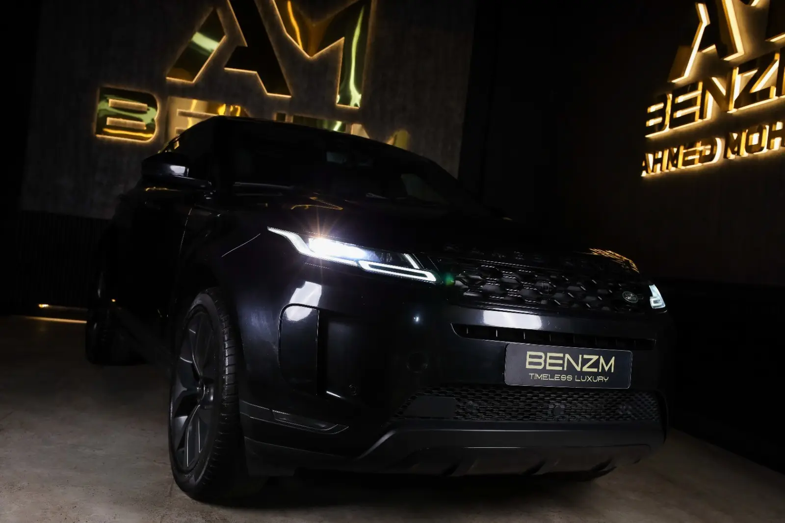 لاند روفر رانج روفر إيفوك 2023