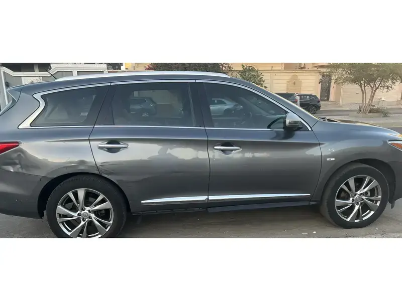 انفينيتي QX60 2015