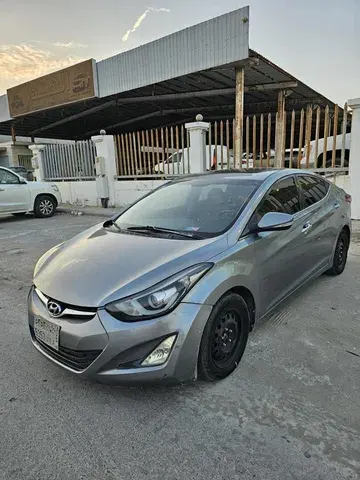 هيونداي إلنترا 2015