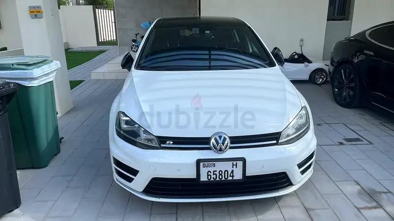 فولكس واجن جولف 2017