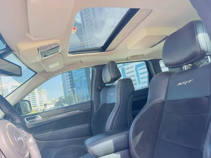 جيب جراند شيروكي 2013