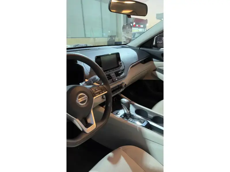 Nissan Altima 2022