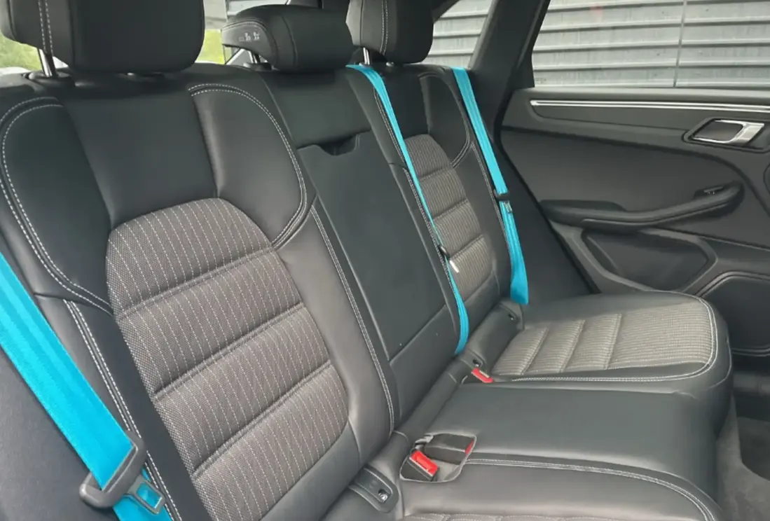 بورش ماكان 2023