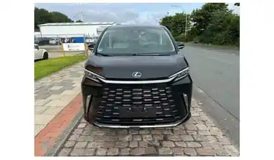 لكزس LM 350h LEXUS LM 350H 7SEATER AUTOMATIC HYBRAID 2.5L 2024 BLACK/WHITE