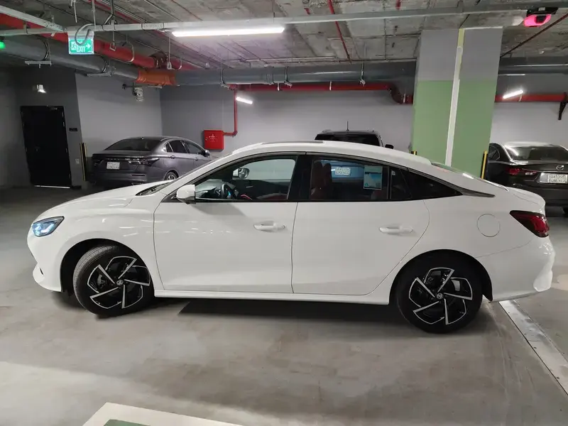 ام جي GT 2024