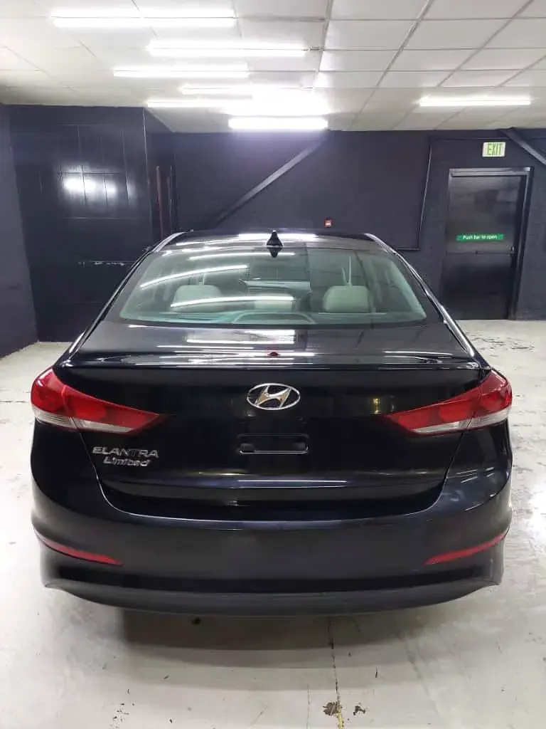 هيونداي إلانترا 2017