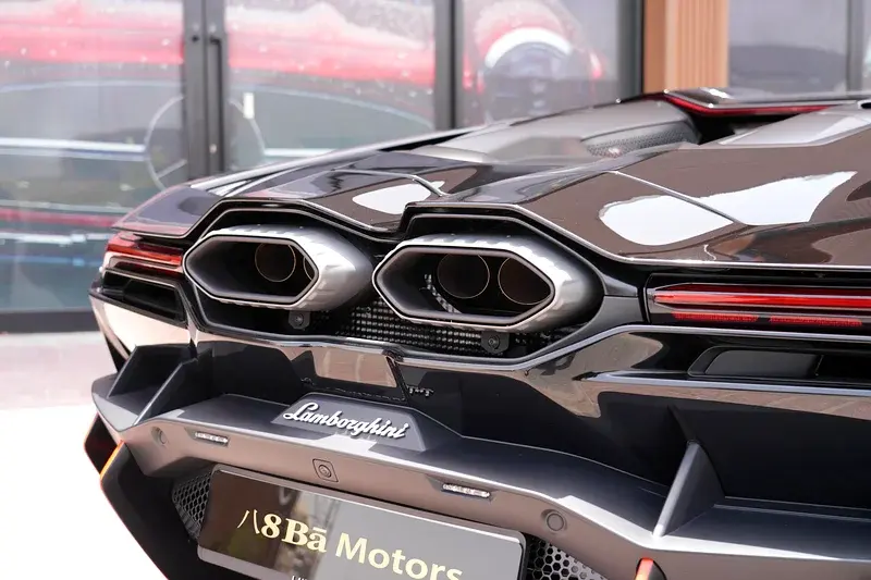 لامبورغيني ريفويلتو 2024