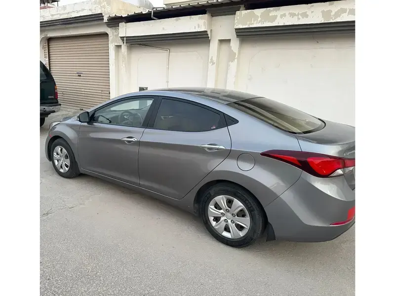 Hyundai Elantra 2015