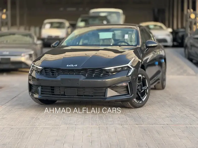 كيا K5 2025 ستاندر بالنقد والتقسيط
