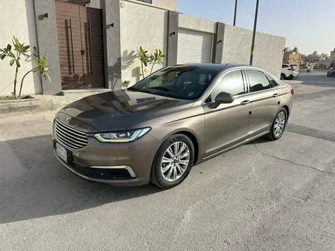 Ford Taurus 2020