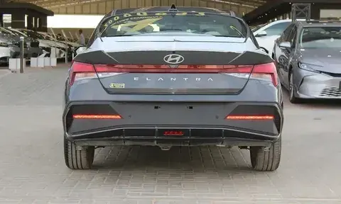 New Hyundai Elantra 2025