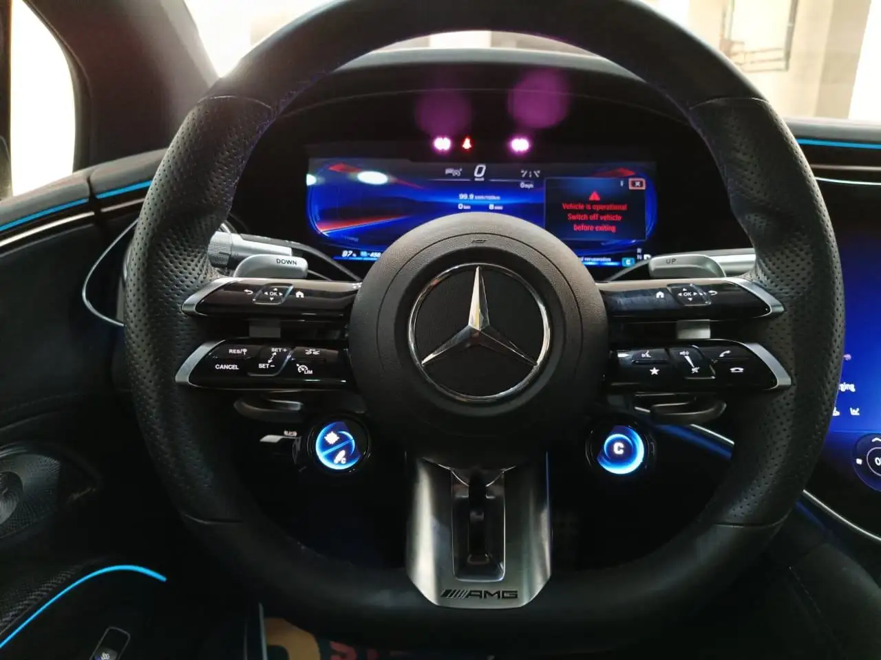 Mercedes Benz EQS Class 2022