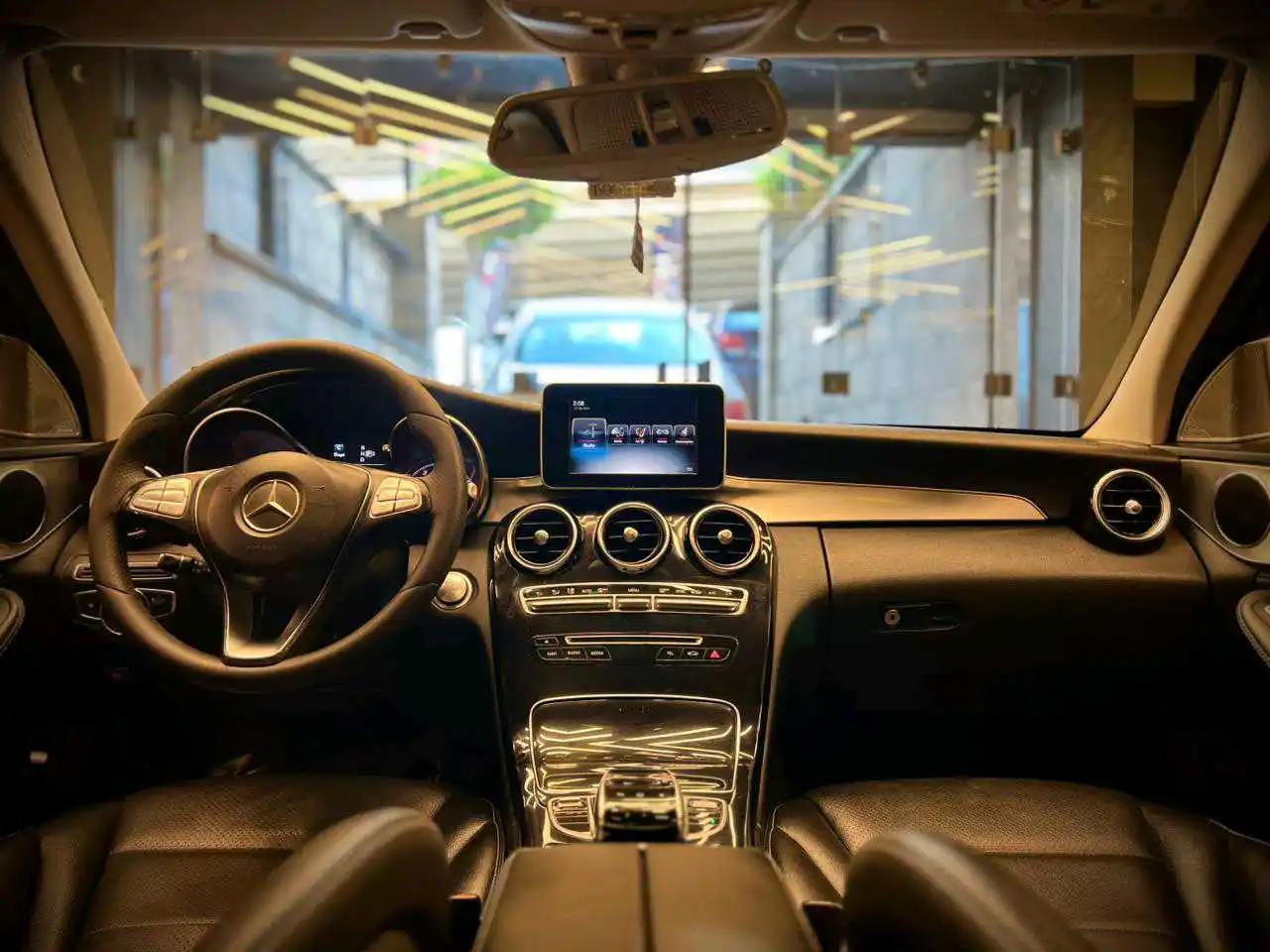 Mercedes Benz C Class 2015