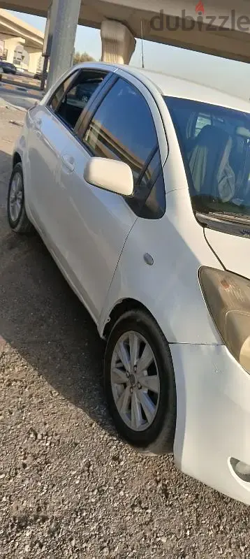 تويوتا يارس 2009