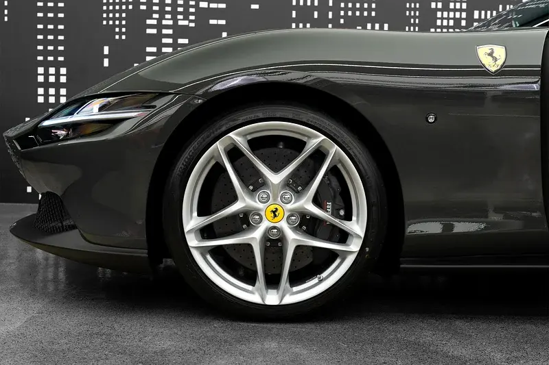 Ferrari Roma 2025