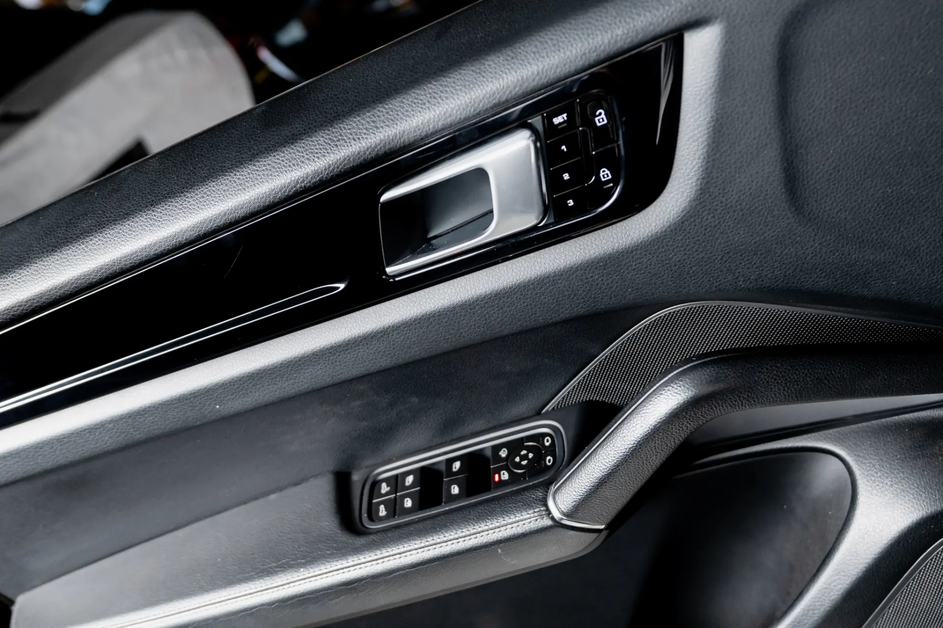 Porsche Cayenne 2020