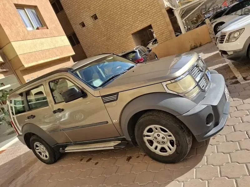 دودج نايترو 2007