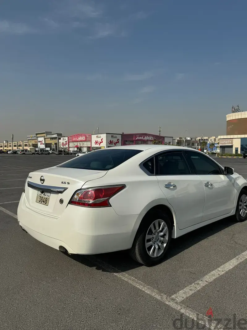 Nissan Altima 2015