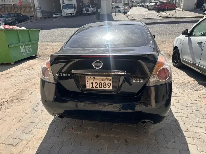Nissan Altima 2010