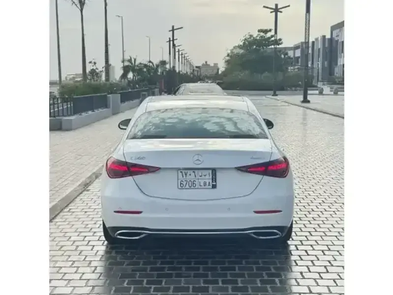 مرسيدس C 2023