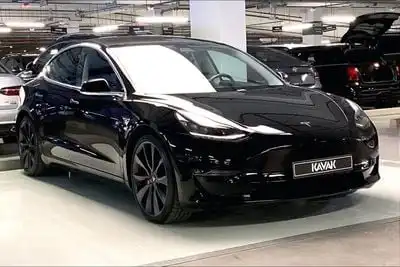 تسلا موديل 3 Performance (Dual Motor) | شامل الضمان | 0 ﺪﻔﻋﺓ ﺃﻮﻟﻯ