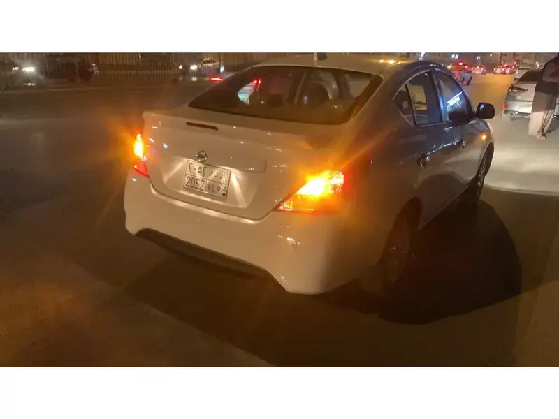 Nissan Sunny 2024