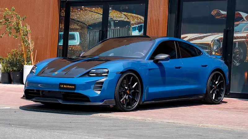 بورش تايكان 2022