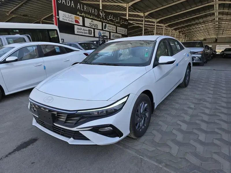 Hyundai Elantra 2025