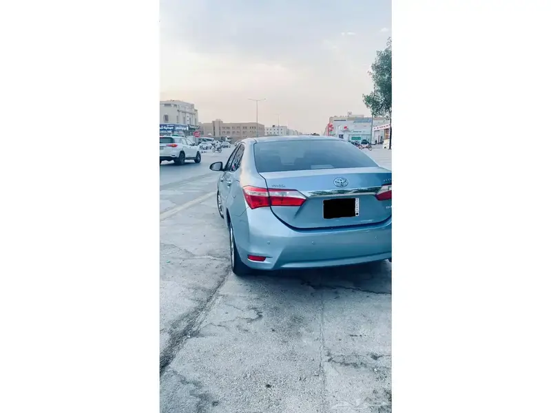تويوتا كورولا 2014