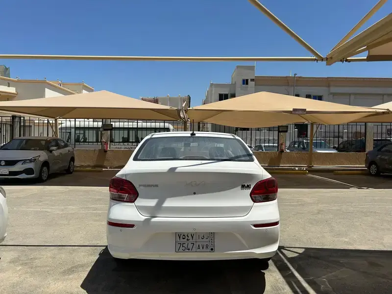 KIA Pegas 2025