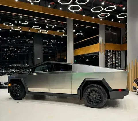 تسلا Cybertruck 2024
