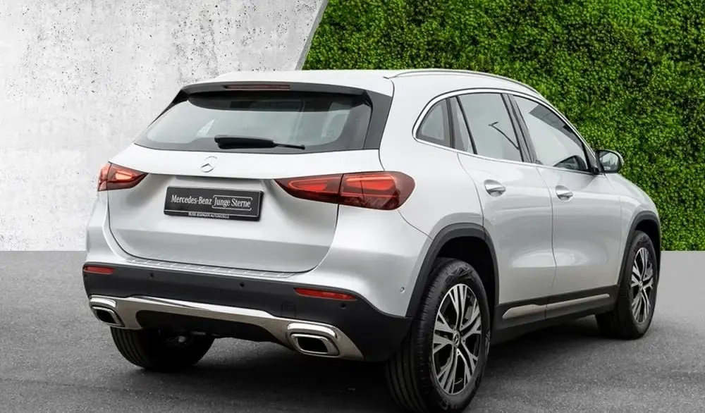 Mercedes Benz GLA Class 2023