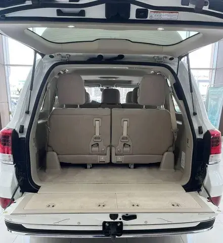 Toyota Land Cruiser 2021