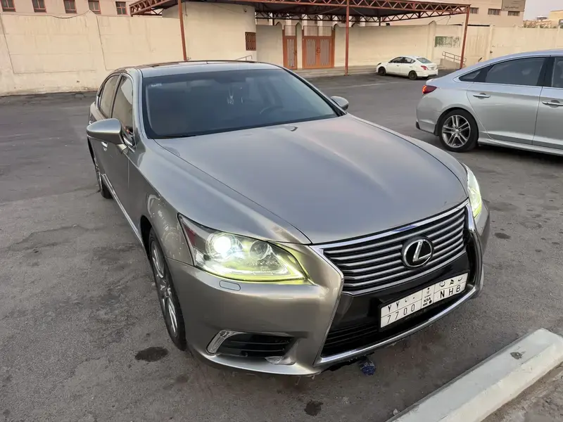 Lexus LS 2026