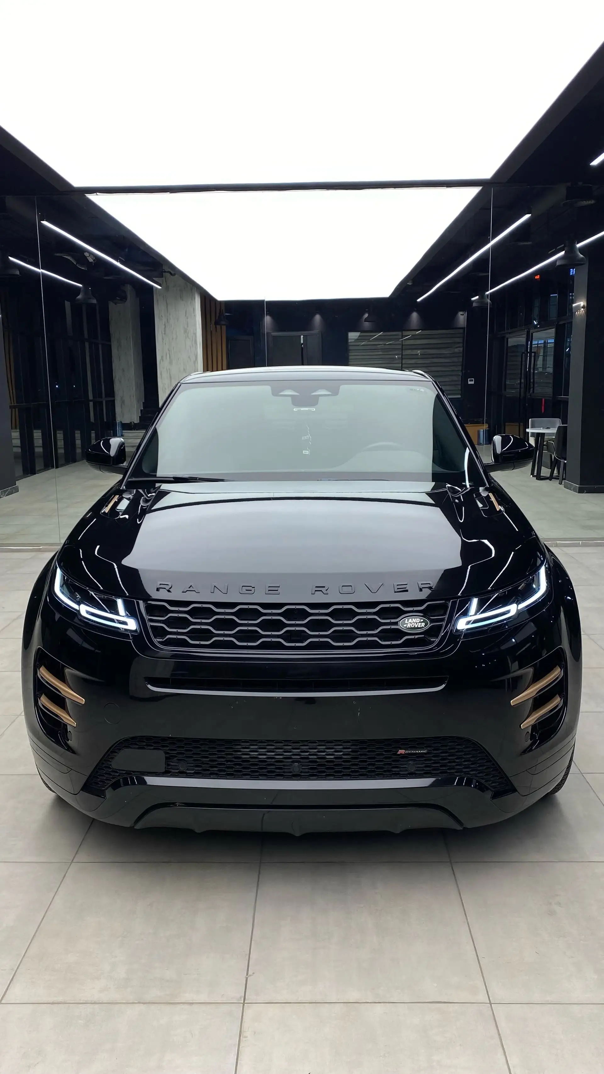 Land Rover Range Rover Evoque 2023