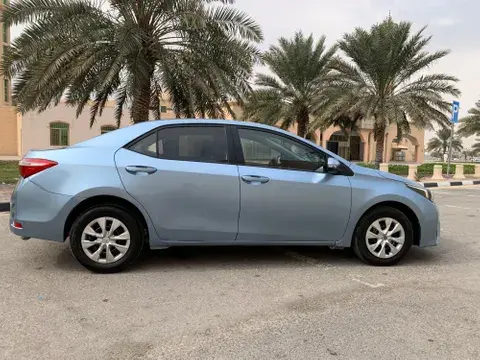 تويوتا كورولا 2015