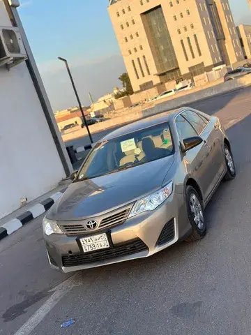 تويوتا كامري 2014