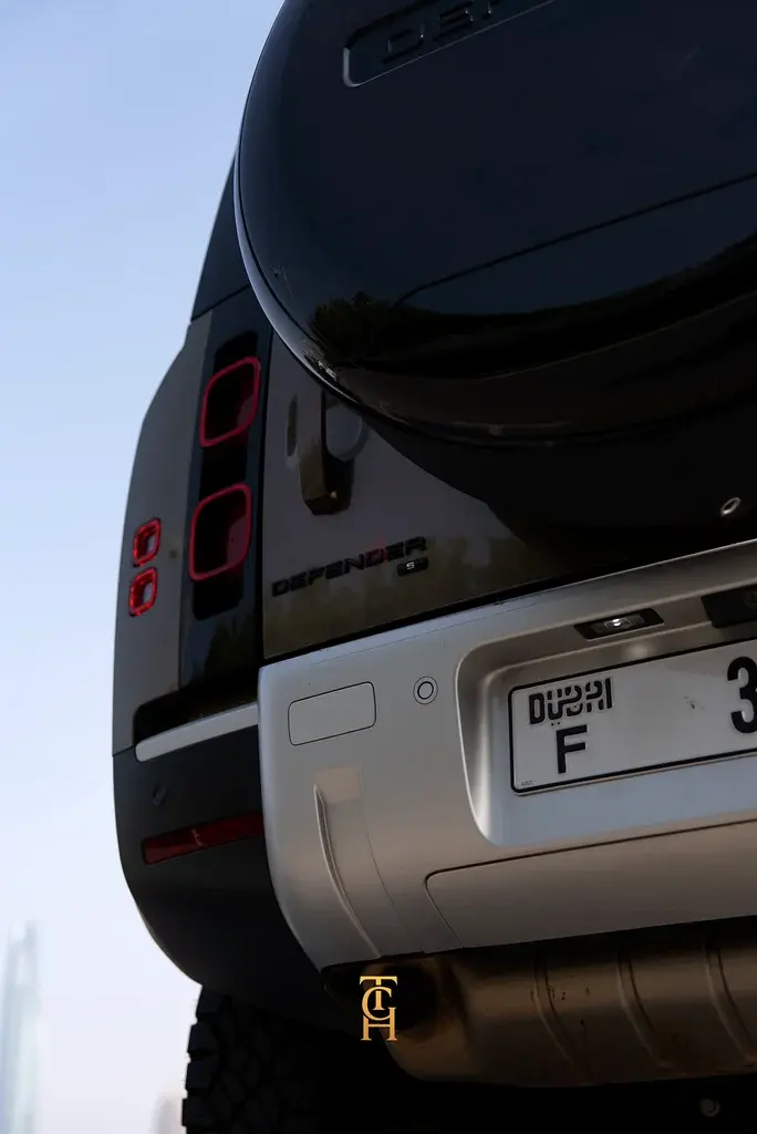 Land Rover Defender 2020