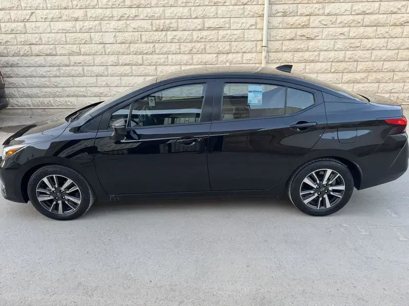 Nissan Sunny 2024