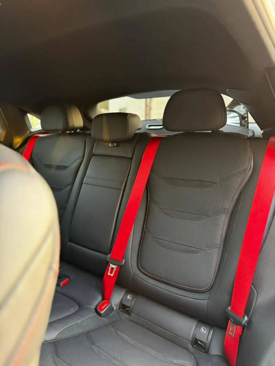 Mercedes Benz GLC Class 2025