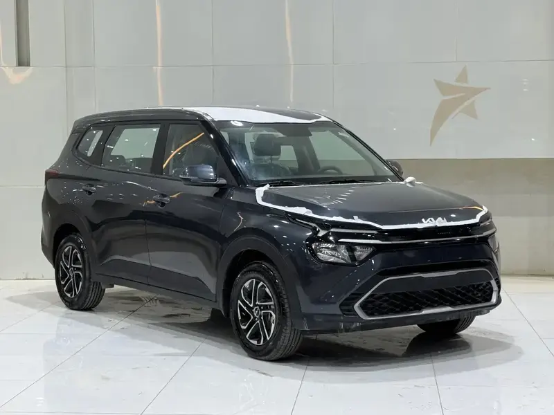 KIA Carens 2024