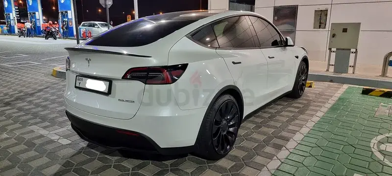 Tesla Model Y 2022
