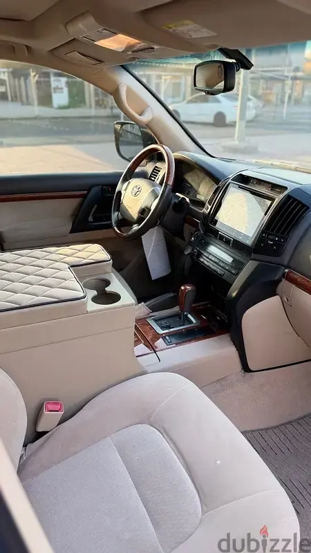 Toyota Land Cruiser 2014