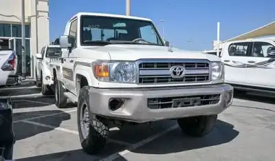 Toyota Land Cruiser Pick Up LX V6