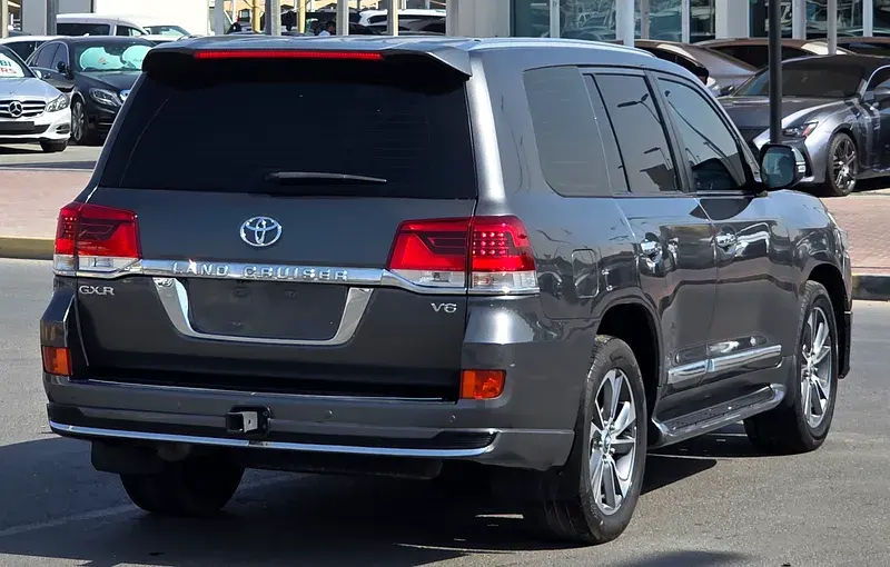 Toyota Land Cruiser 2013