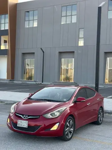 هيونداي إلنترا 2015