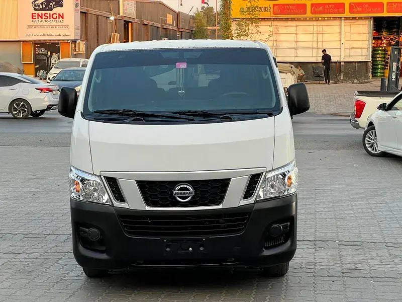 نيسان أورفان 2015