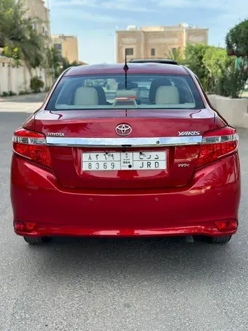 تويوتا يارس 2017